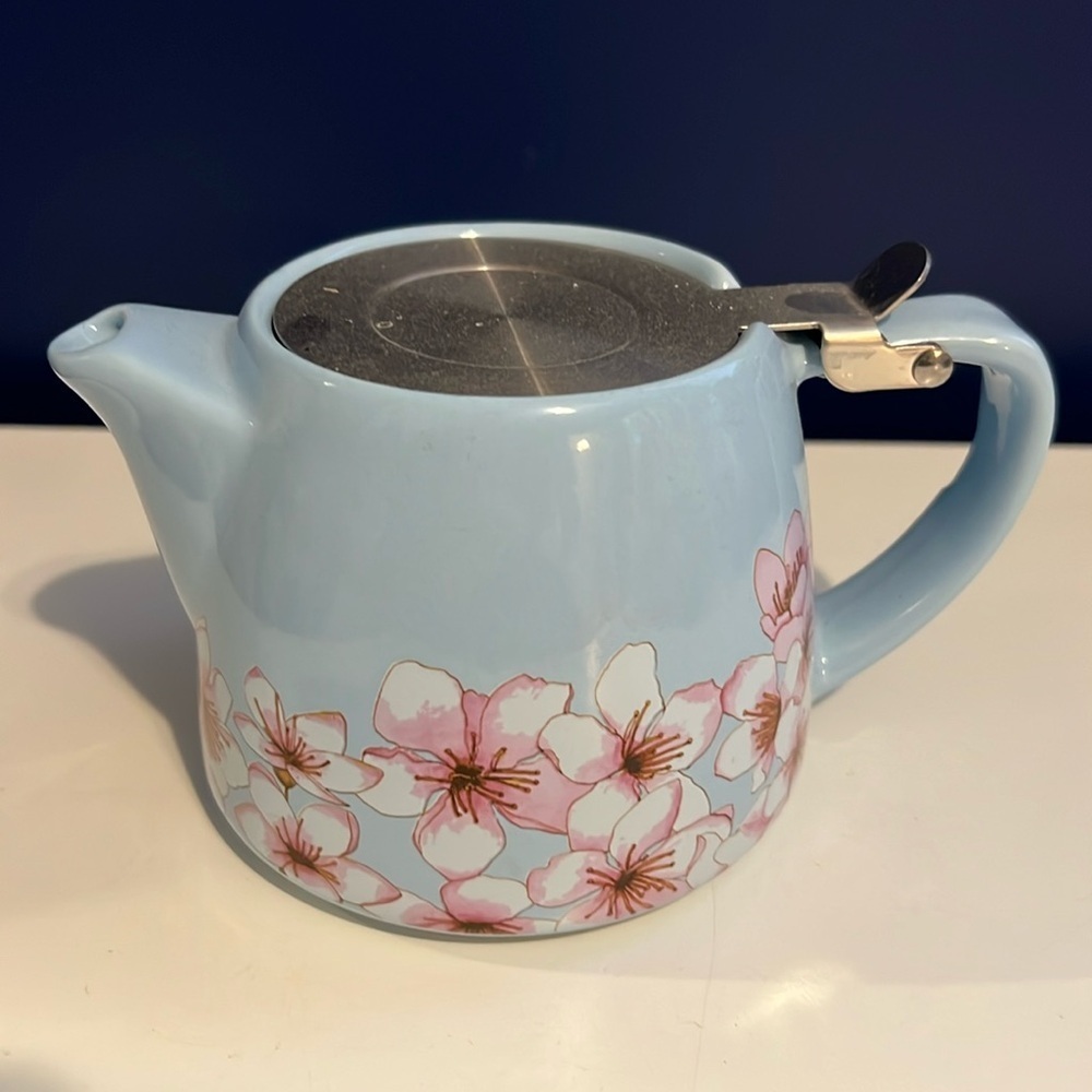 Blue Floral Teapot
